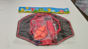 كرة سلة صغيرة مع سلة ومنفاخ